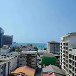 海景2居室芭堤雅市区the Base网红无边泳池紧邻中央商场
